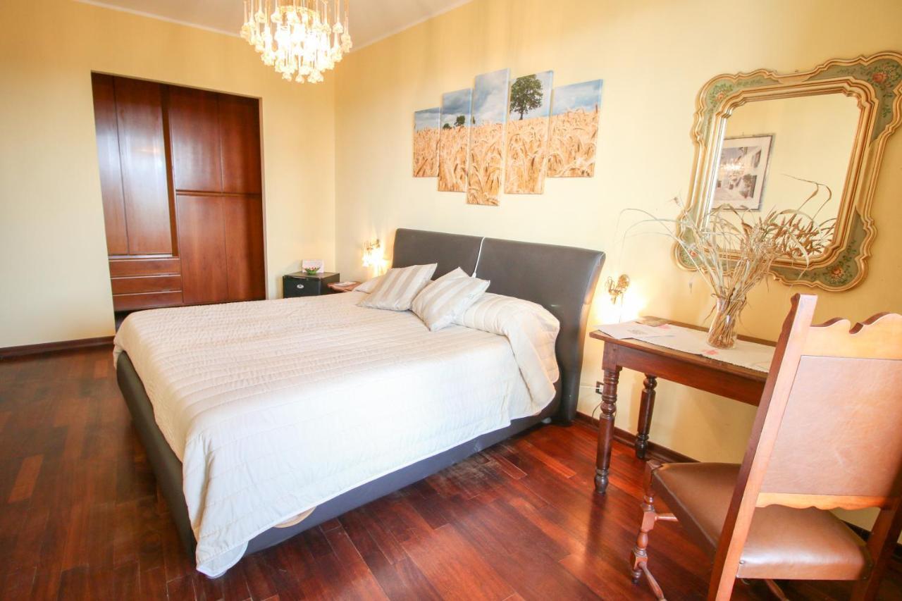 Candia Canavese Spighe Paglia E Girasole Bed & Breakfast エクステリア 写真