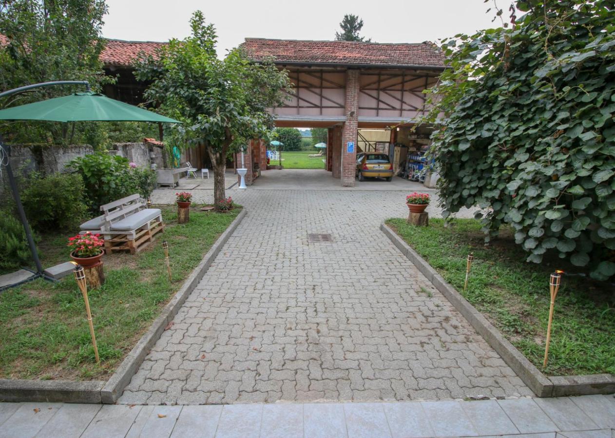 Candia Canavese Spighe Paglia E Girasole Bed & Breakfast エクステリア 写真