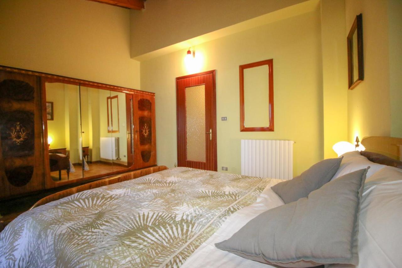 Candia Canavese Spighe Paglia E Girasole Bed & Breakfast エクステリア 写真