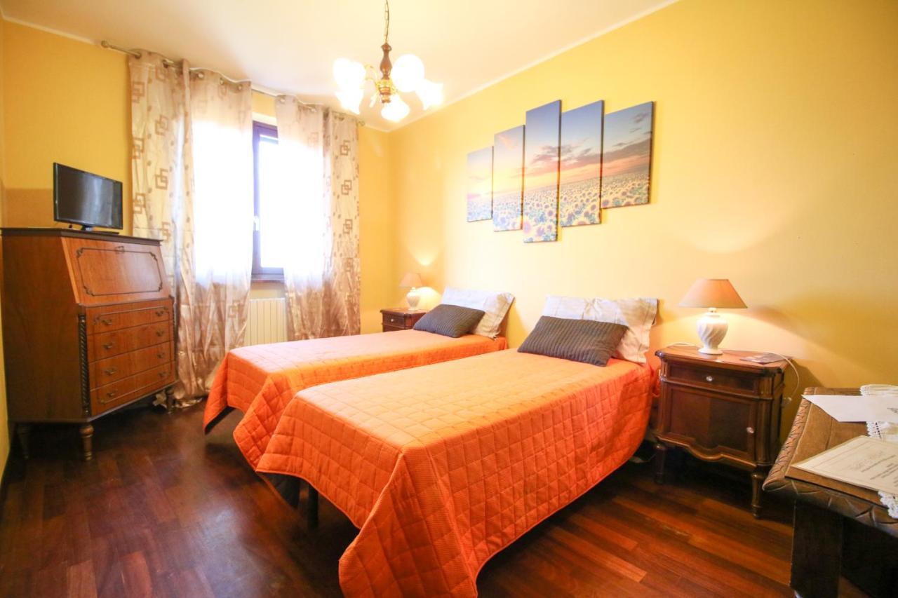 Candia Canavese Spighe Paglia E Girasole Bed & Breakfast エクステリア 写真