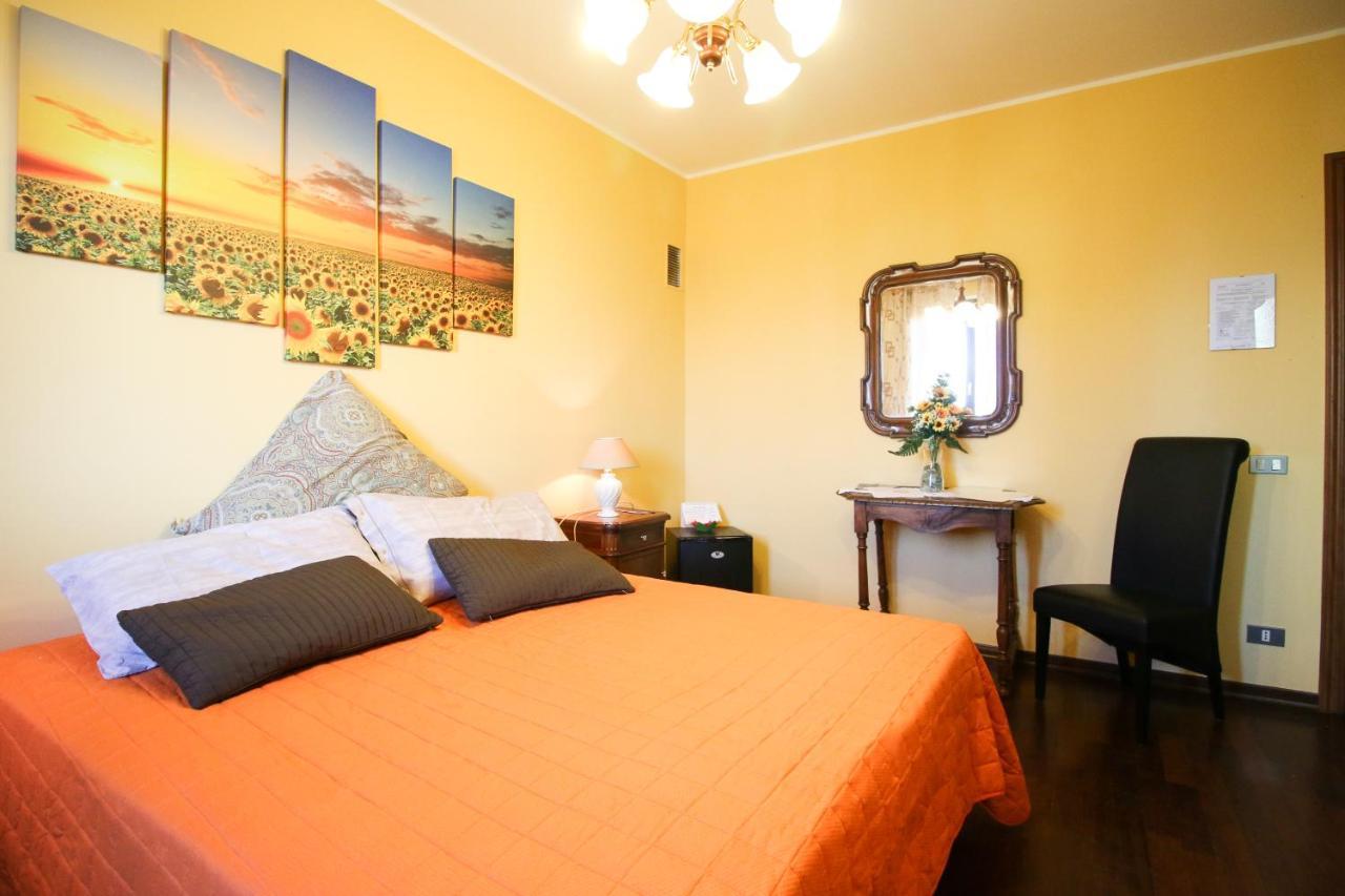Candia Canavese Spighe Paglia E Girasole Bed & Breakfast エクステリア 写真