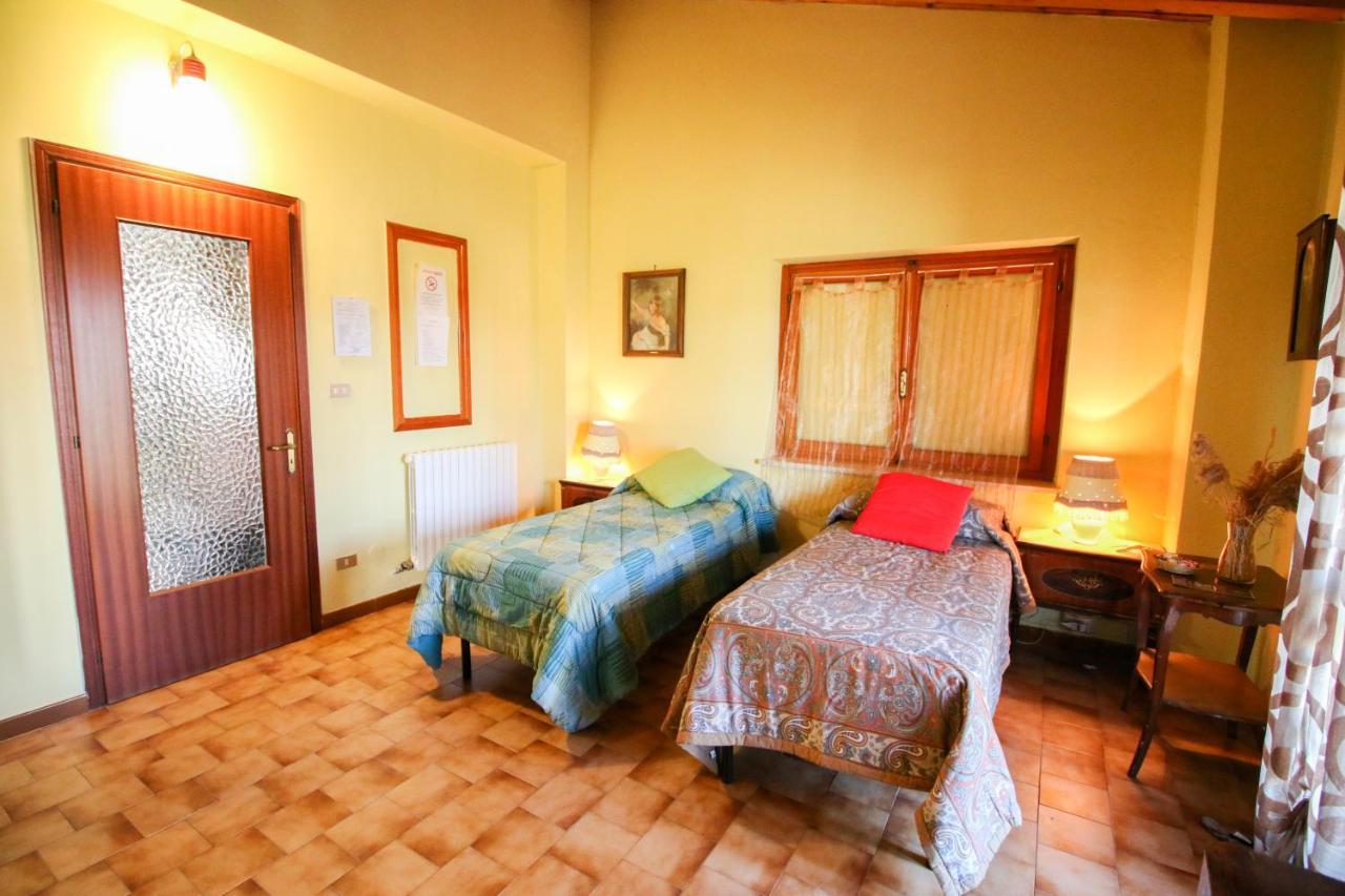 Candia Canavese Spighe Paglia E Girasole Bed & Breakfast エクステリア 写真